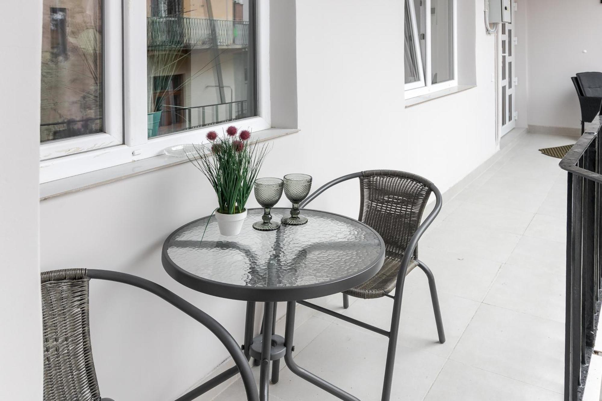 Leogrand Apartments On Leontovycha 17 Львів Екстер'єр фото
